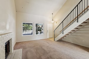 Holly Ave-S2403-005.jpg