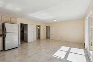 Holly Ave-S2403-010.jpg