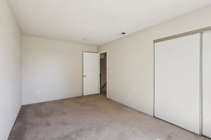 Holly Ave-S2403-020.jpg