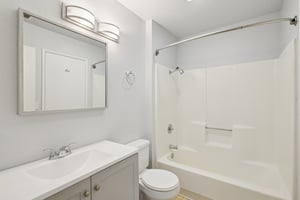 Holly Ave-S2403-023.jpg