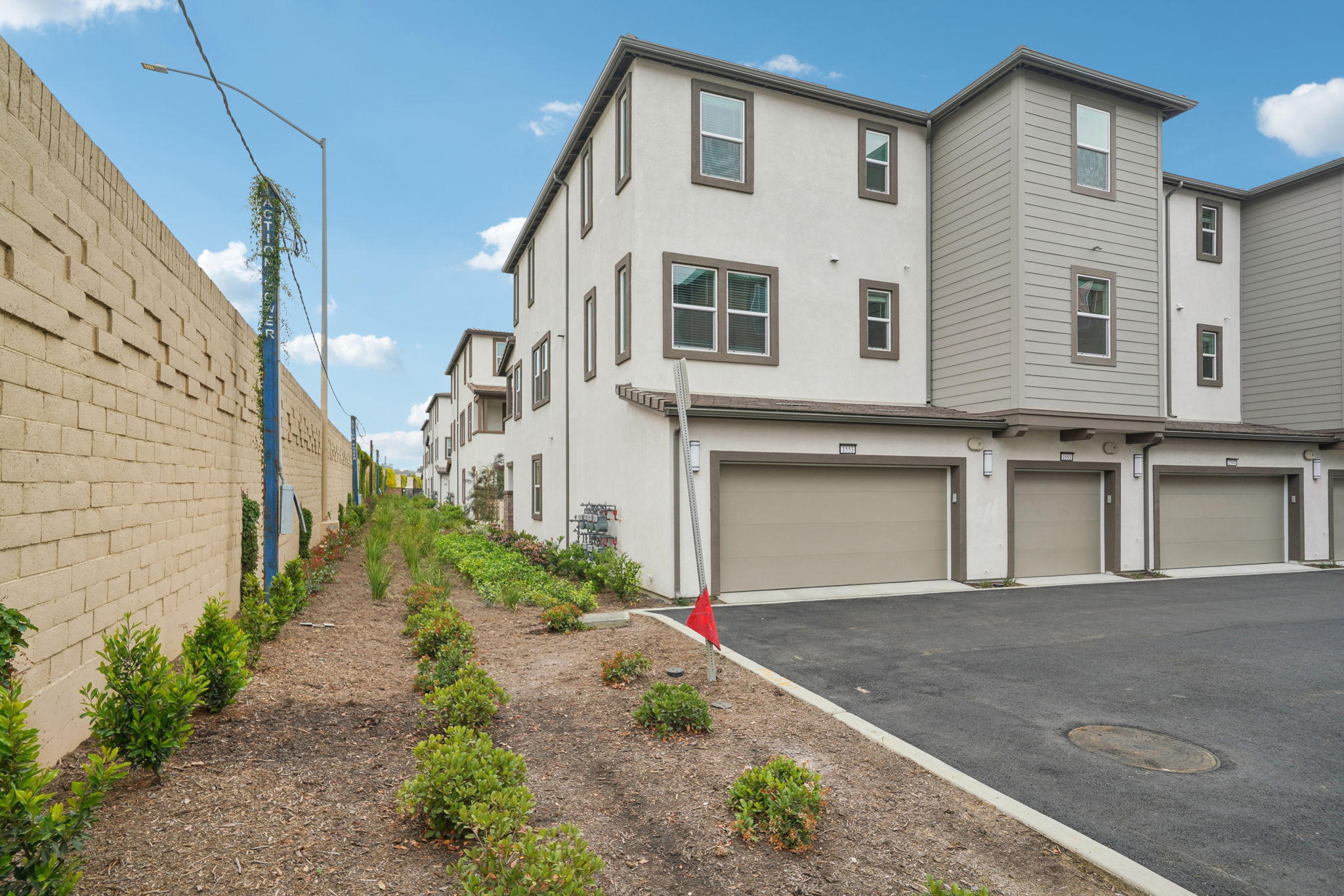 SoCal - Stratus - 1553 Stratus Dr, Pomona, CA 91768 - 049