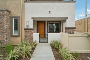 SoCal - Stratus - 1553 Stratus Dr, Pomona, CA 91768 - 002