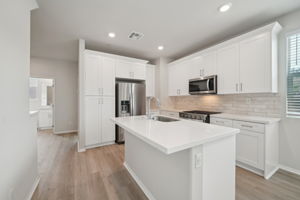SoCal - Stratus - 1553 Stratus Dr, Pomona, CA 91768 - 011