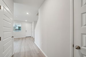 SoCal - Stratus - 1553 Stratus Dr, Pomona, CA 91768 - 018