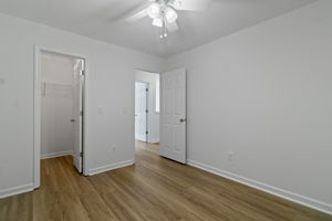  Photo 36
