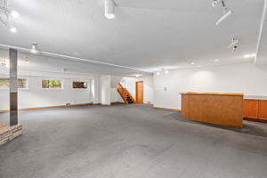  Photo 35