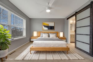 DSC07712 virtually staged.jpeg