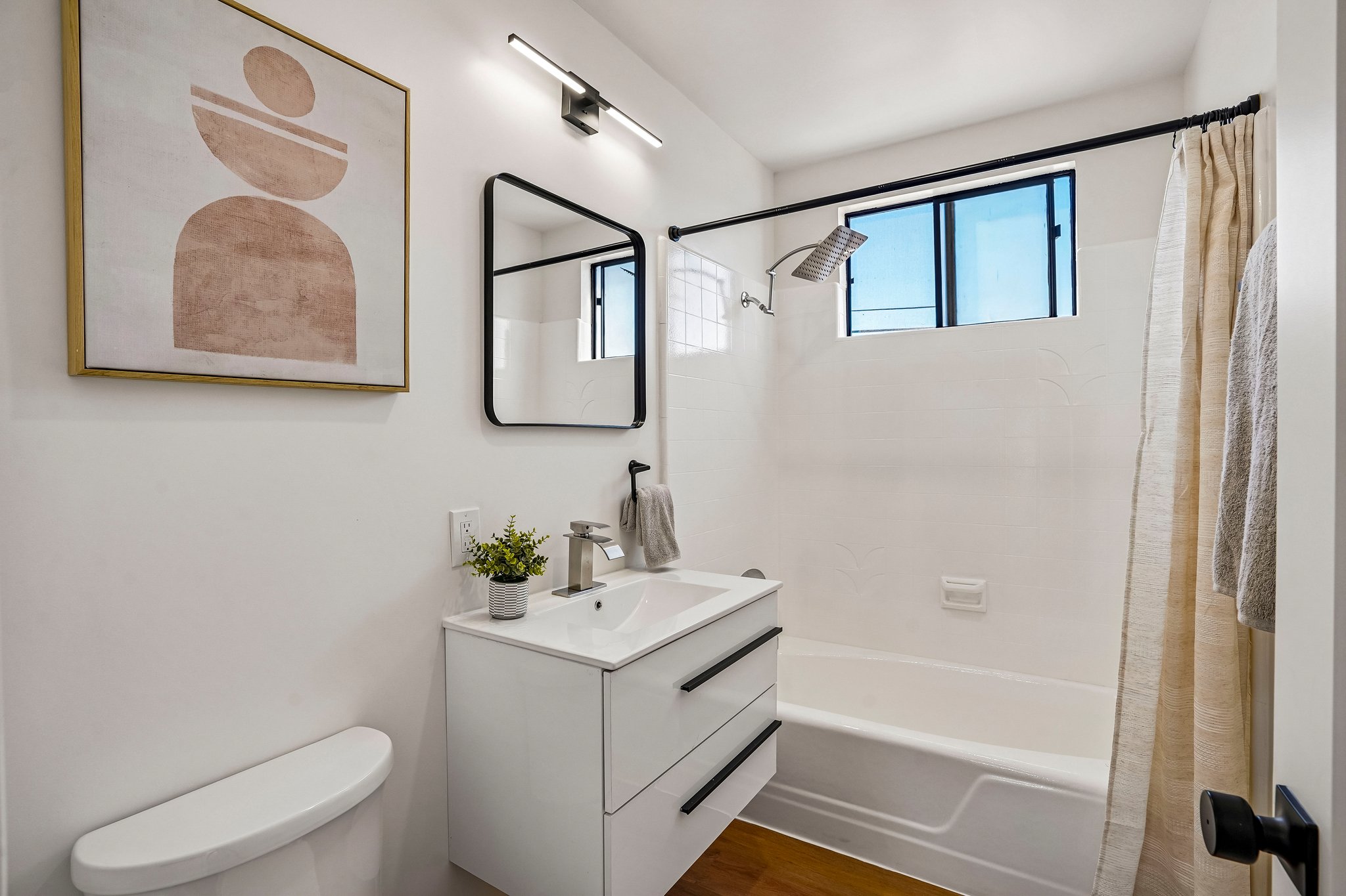 S Budlong Pl 7-S1510-020.jpg