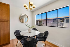 S Budlong Pl 7-S1510-010.jpg