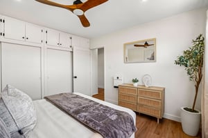 S Budlong Pl 7-S1510-019.jpg
