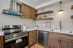 S Budlong Pl 7-S1510-016r.jpg