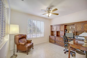 W Clear Canyon Dr-018
