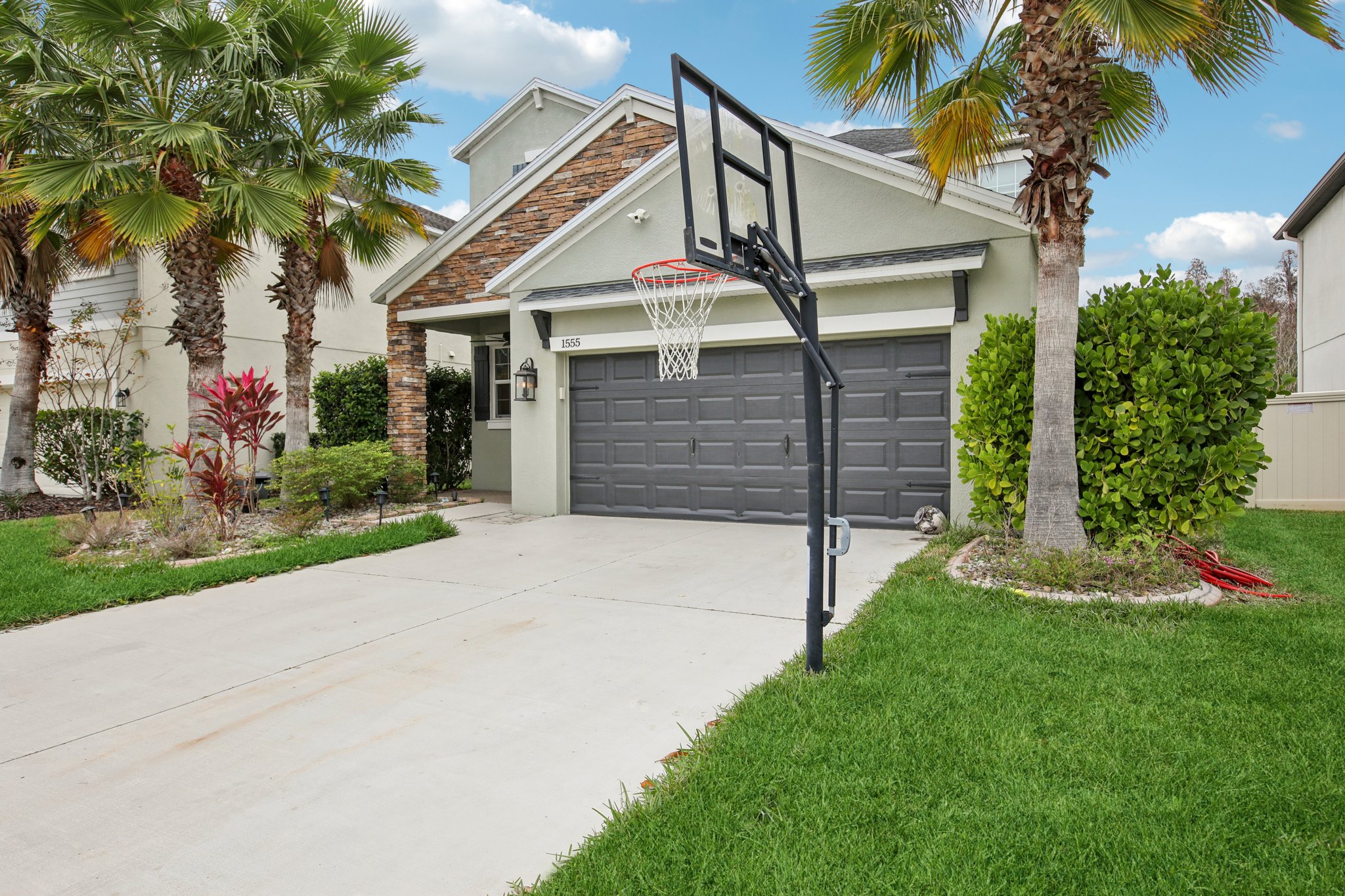 825 E Maryland St, Indianapolis-S0601-002.jpg