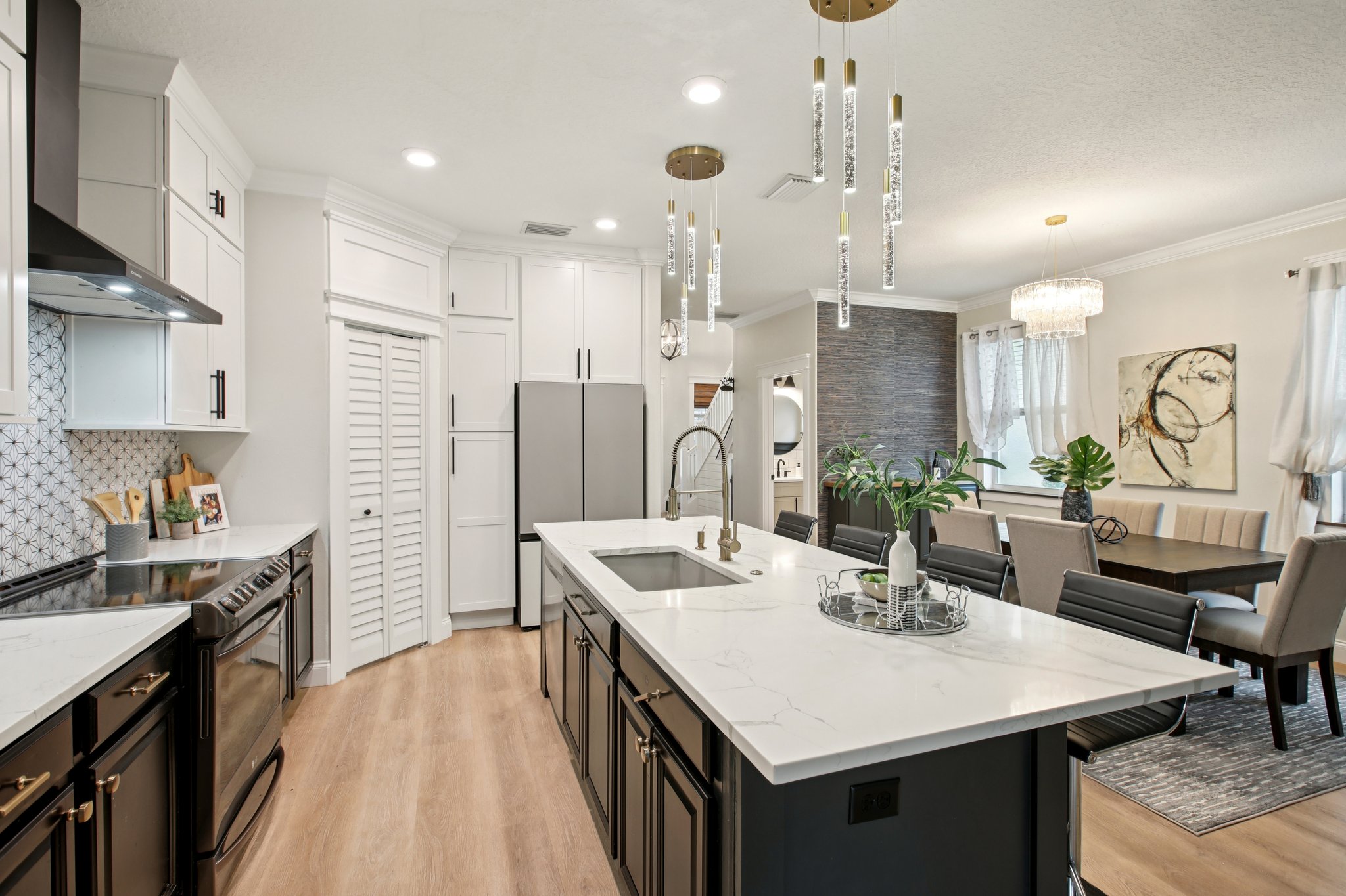 825 E Maryland St, Indianapolis-S0601-019.jpg