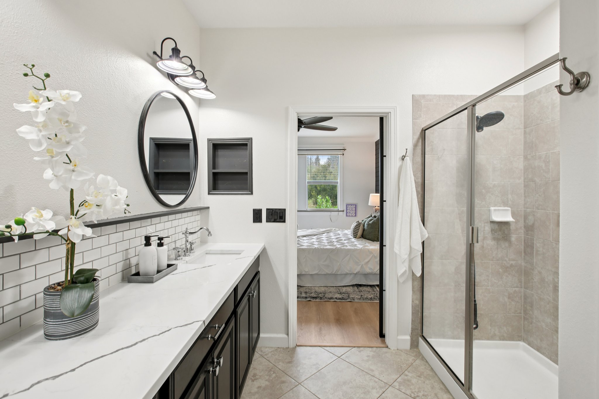 825 E Maryland St, Indianapolis-S0601-029.jpg