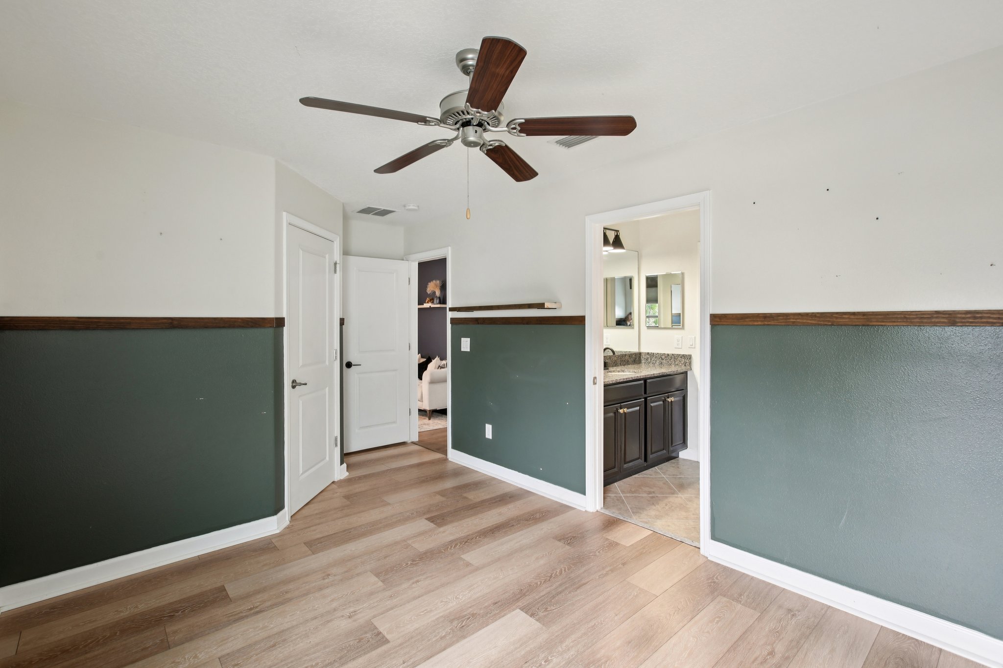 825 E Maryland St, Indianapolis-S0601-035.jpg