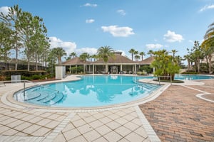 Ludington Ave-0601-905.jpg