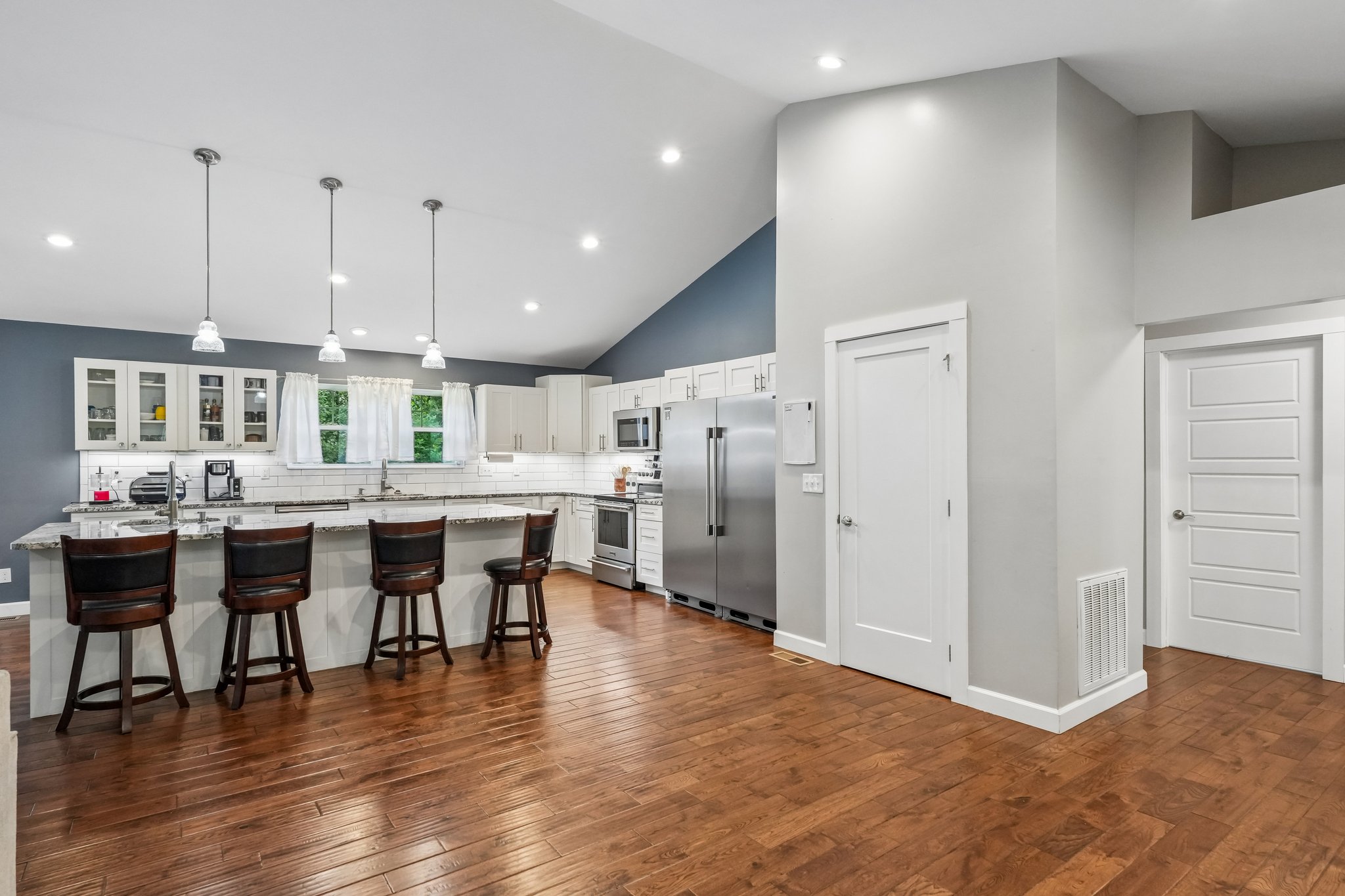 Riverview Rd-S1108-014.jpg