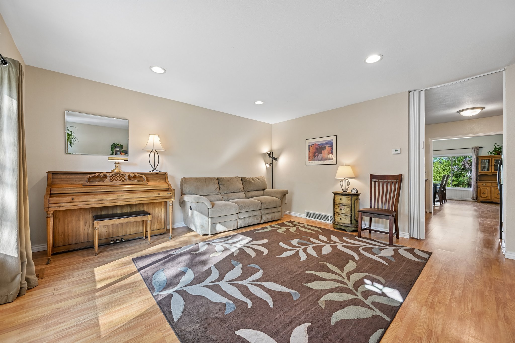 S Sedalia St-S2209-008.jpg
