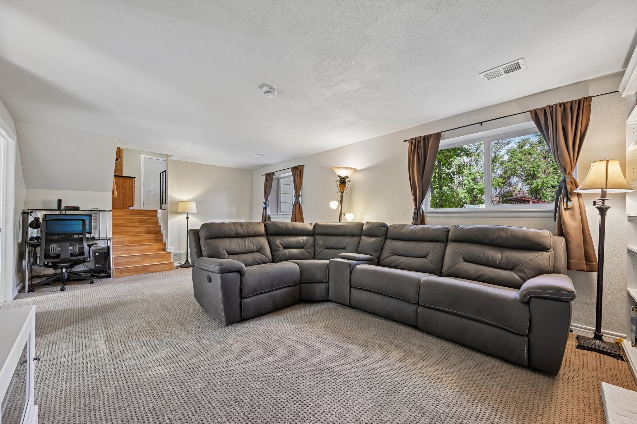 S Sedalia St-S2209-033.jpg