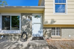 S Sedalia St-S2209-004.jpg