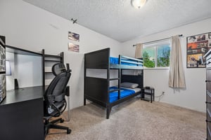 S Sedalia St-S2209-029.jpg