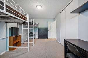 S Sedalia St-S2209-032.jpg