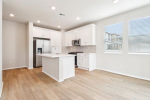 Southern California - Stratus - 1555 Stratus Drive, Pomona, CA 91768 - 005