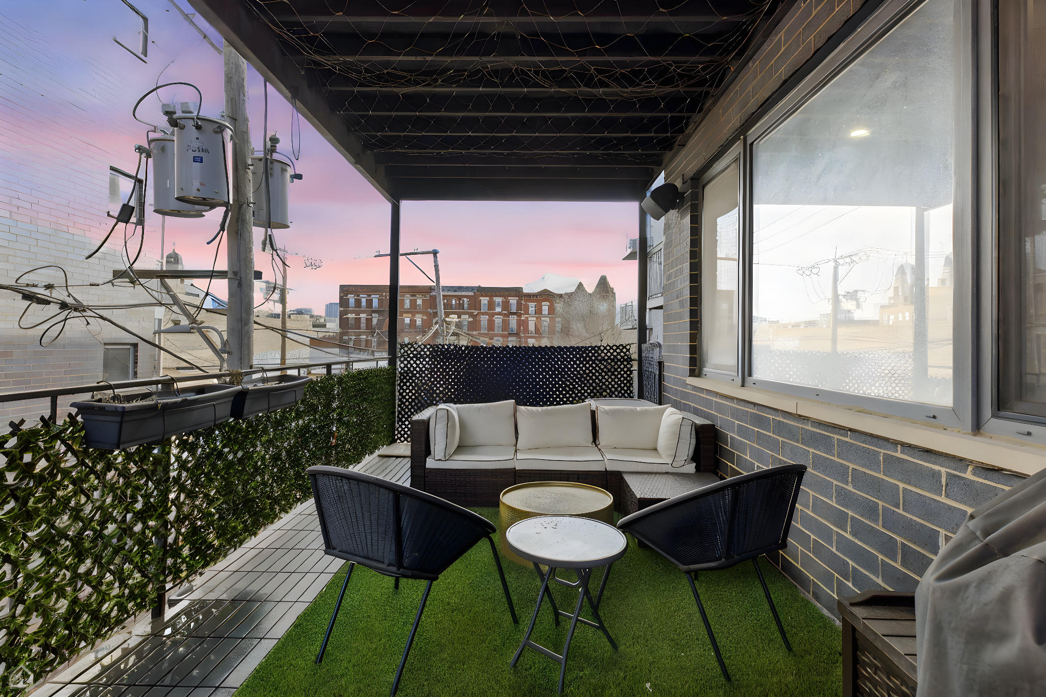 1555 W Fry St 203 - Karen Biazar_CHP2026_029 day to dusk.jpeg