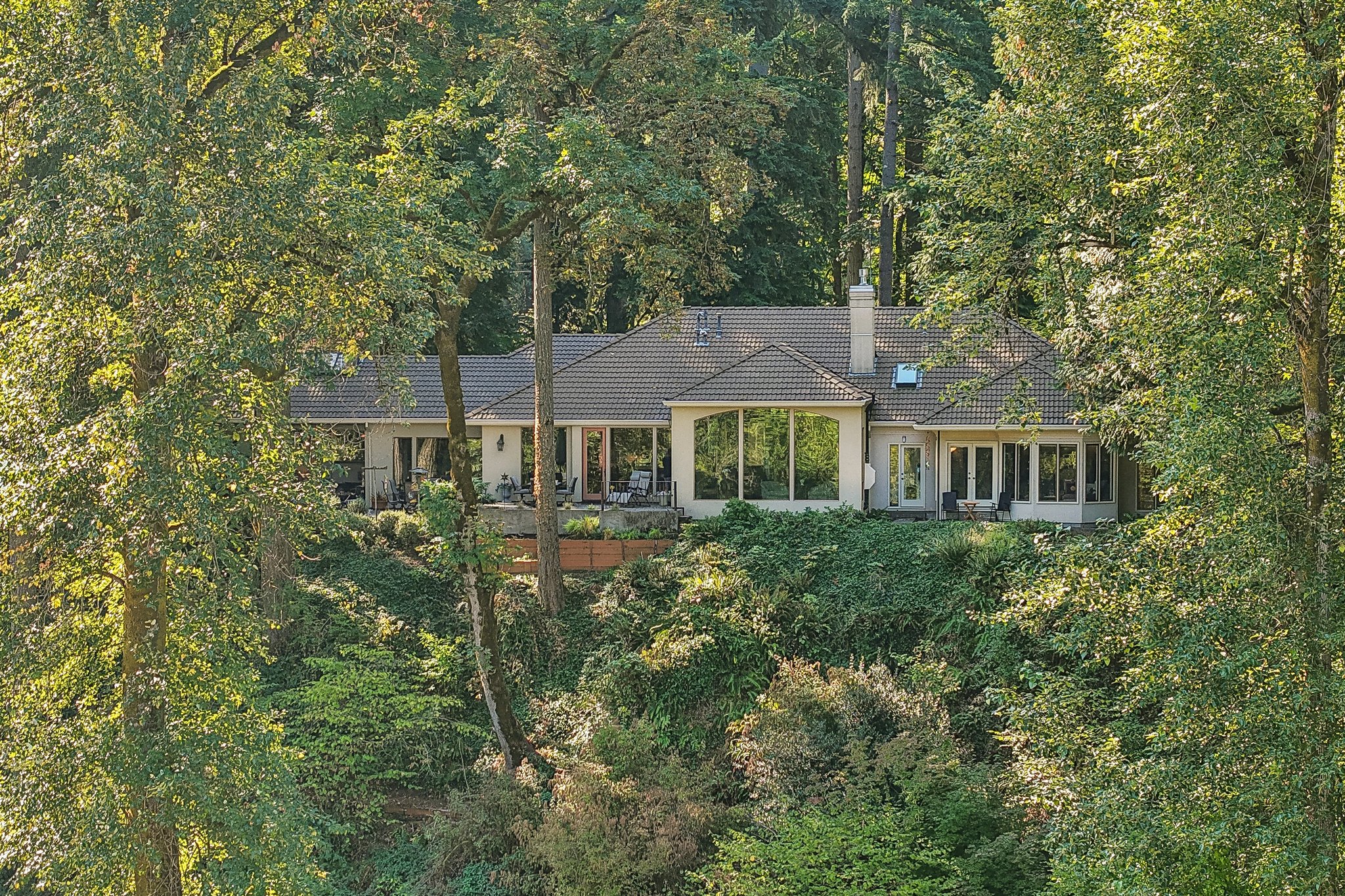 S Clackamas River Dr-S1709-101.jpg