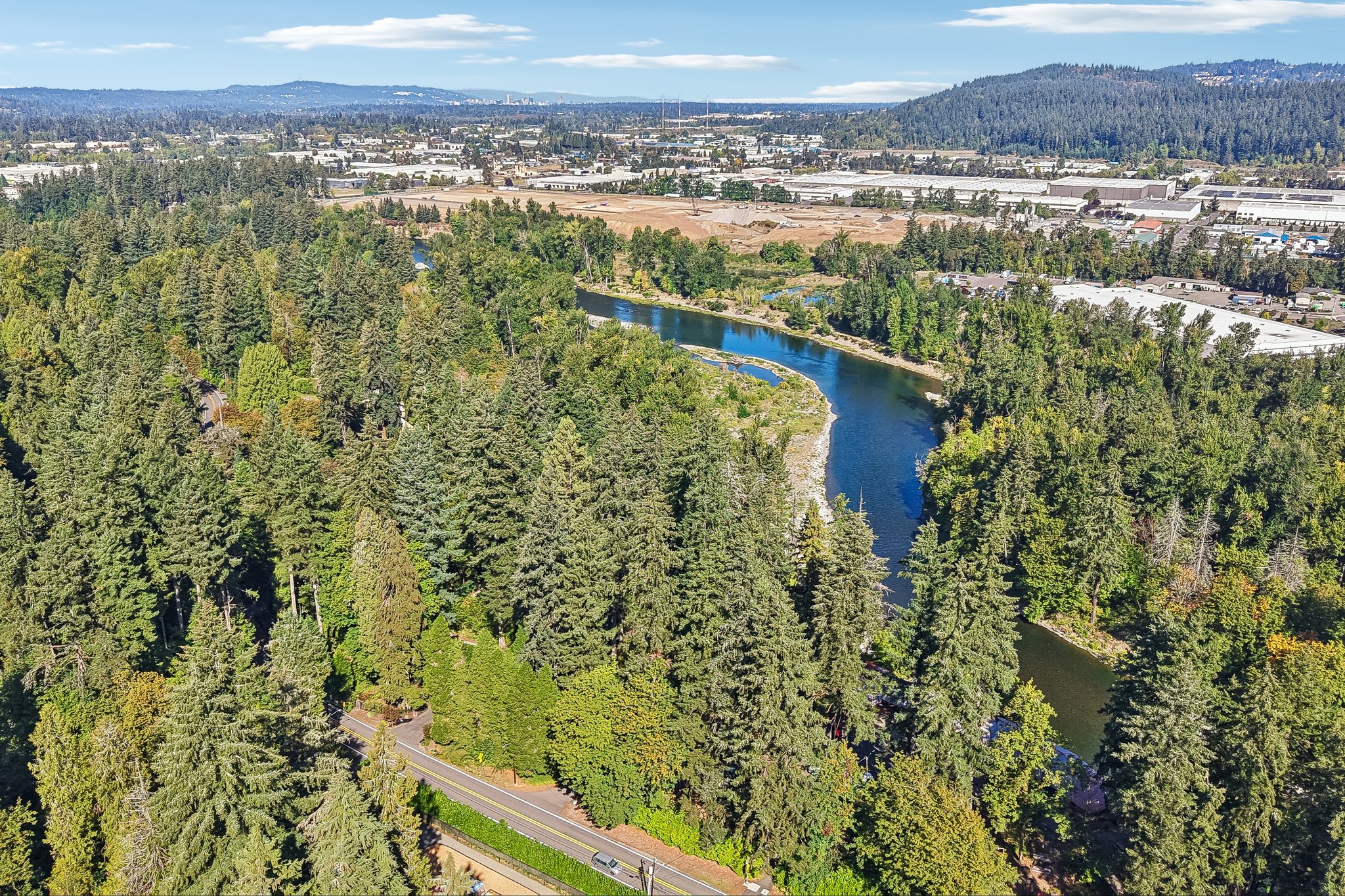 S Clackamas River Dr-S1709-106.jpg