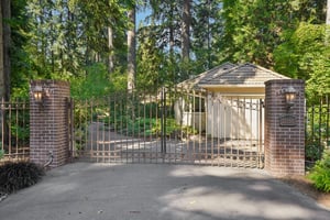 S Clackamas River Dr-S1709-008.jpg