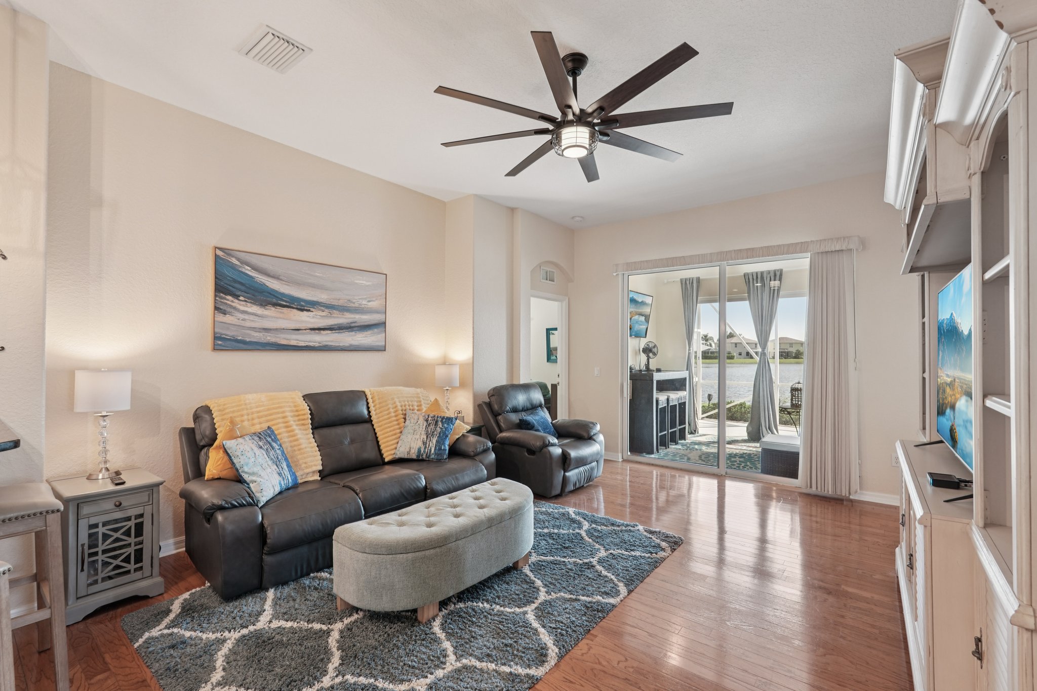 Scarlett Ave-S2907-005.jpg