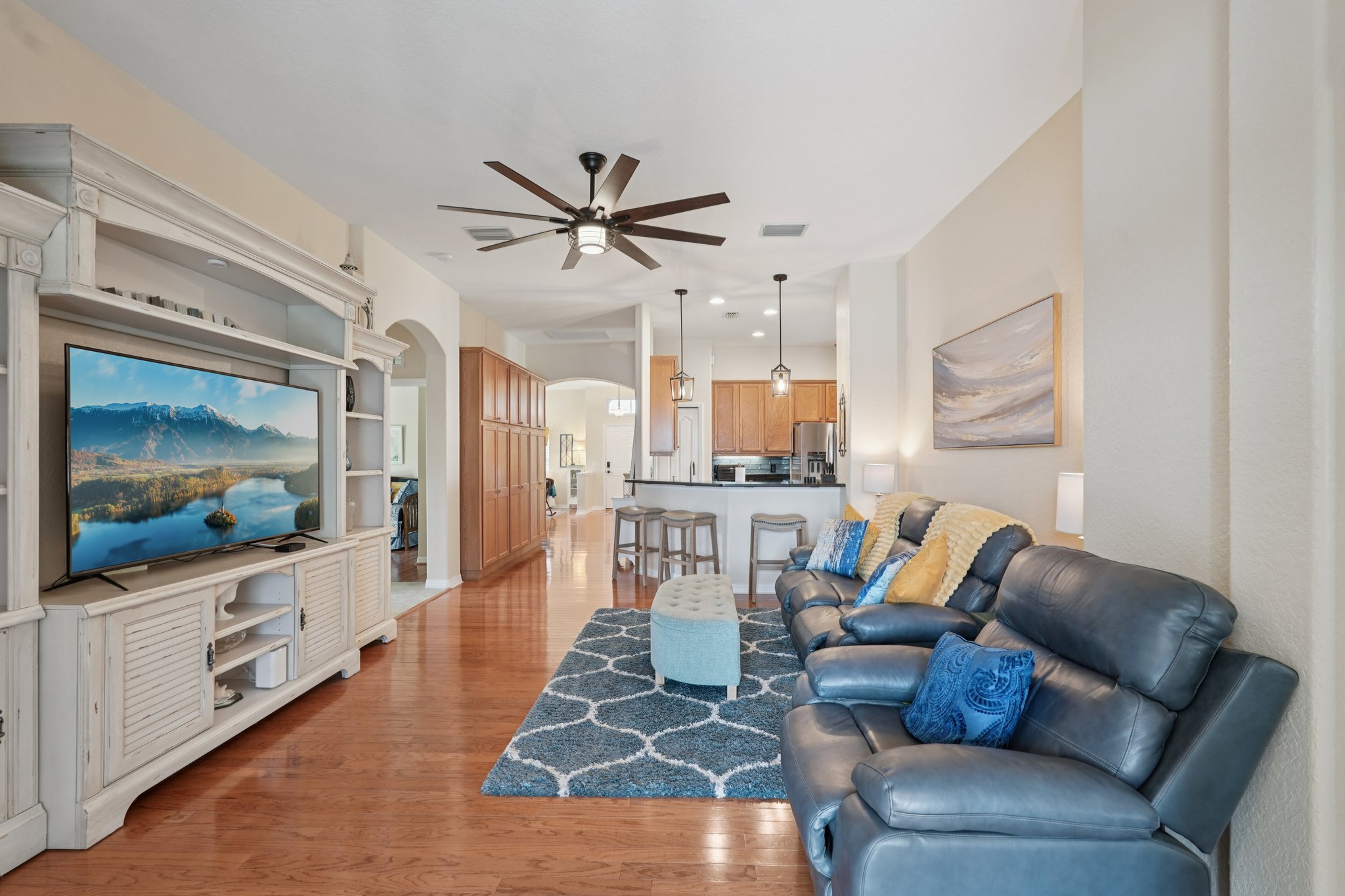 Scarlett Ave-S2907-007.jpg
