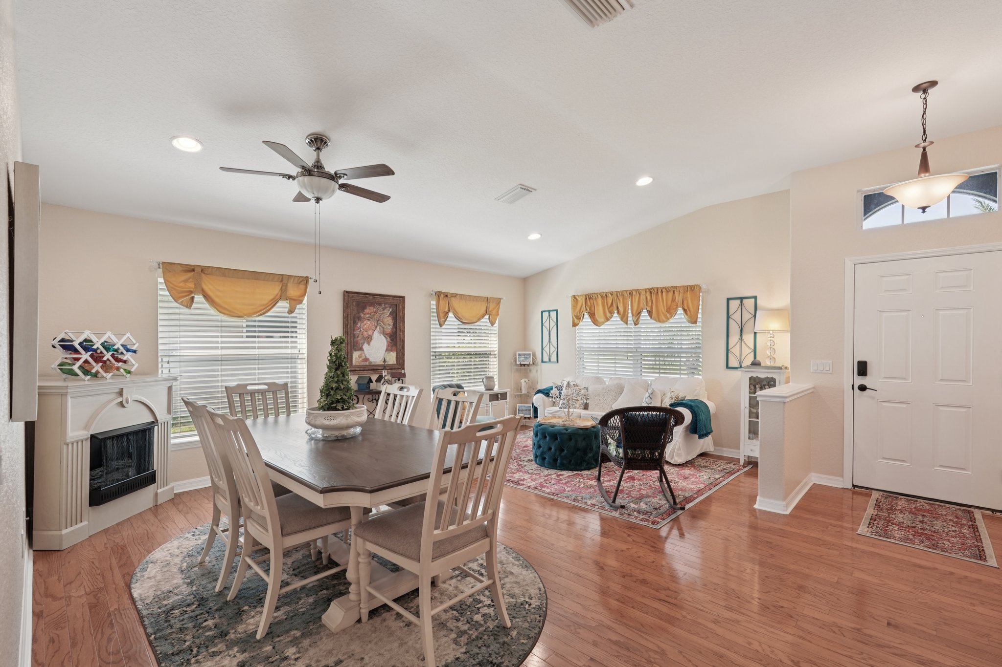 Scarlett Ave-S2907-008.jpg