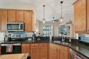 Scarlett Ave-S2907-014.jpg