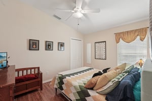 Scarlett Ave-S2907-027.jpg