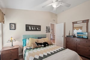 Scarlett Ave-S2907-029.jpg