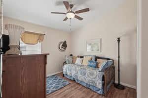 Scarlett Ave-S2907-031.jpg