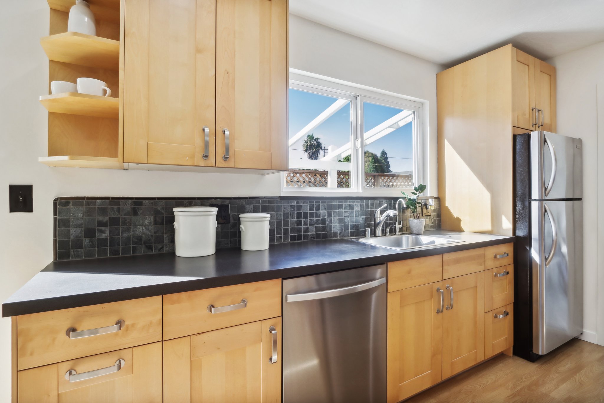 La Alameda Dr-021.jpg