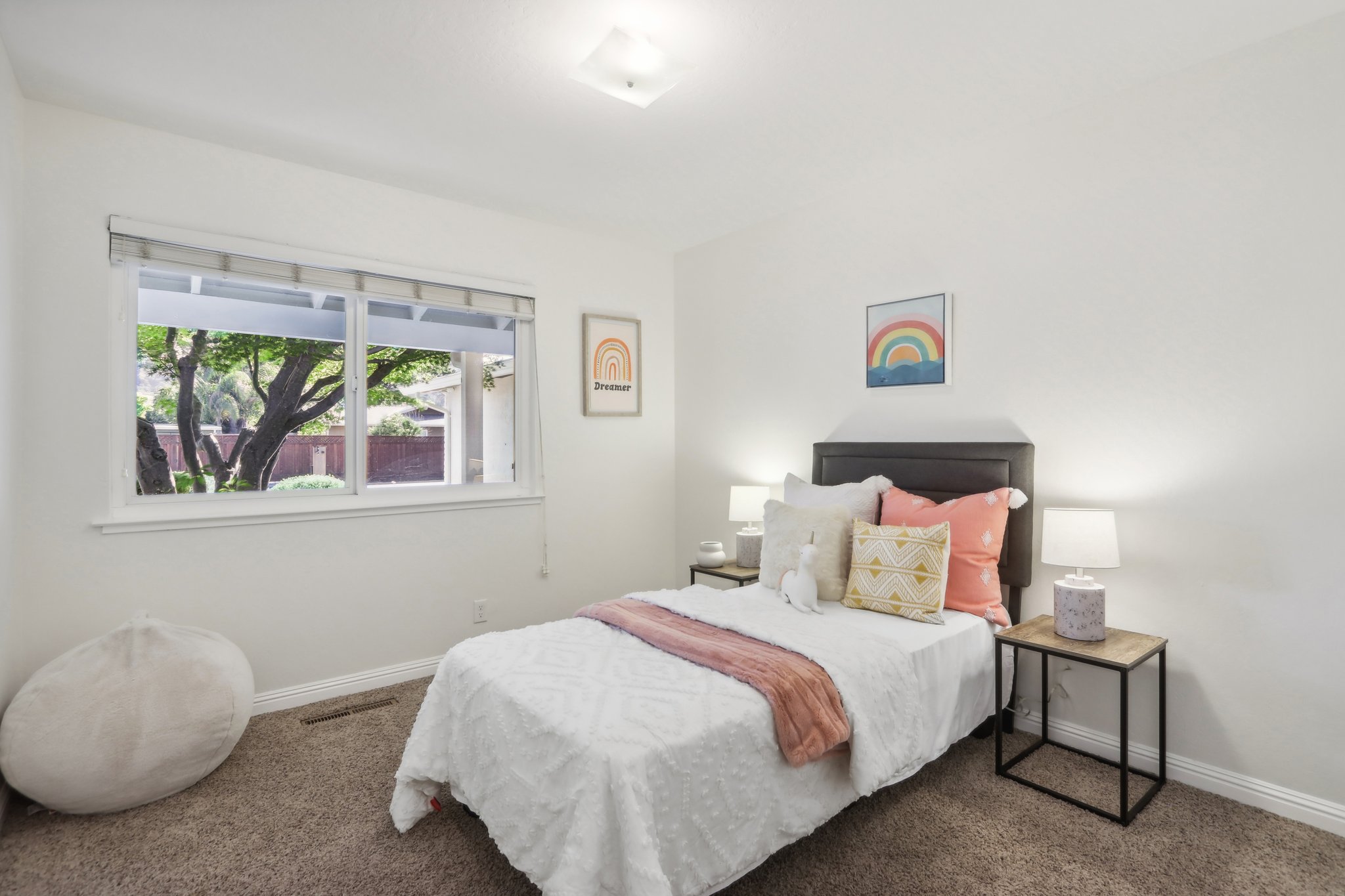 La Alameda Dr-028.jpg