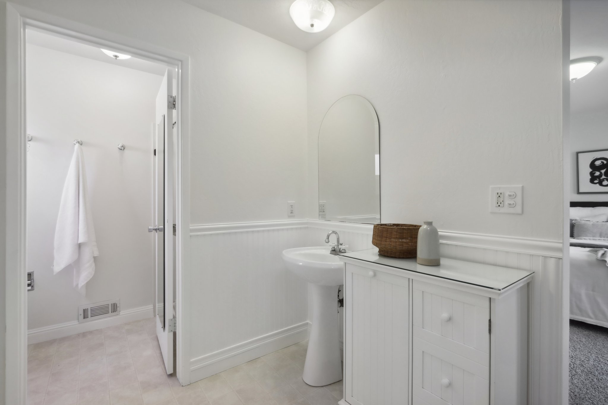 La Alameda Dr-037.jpg