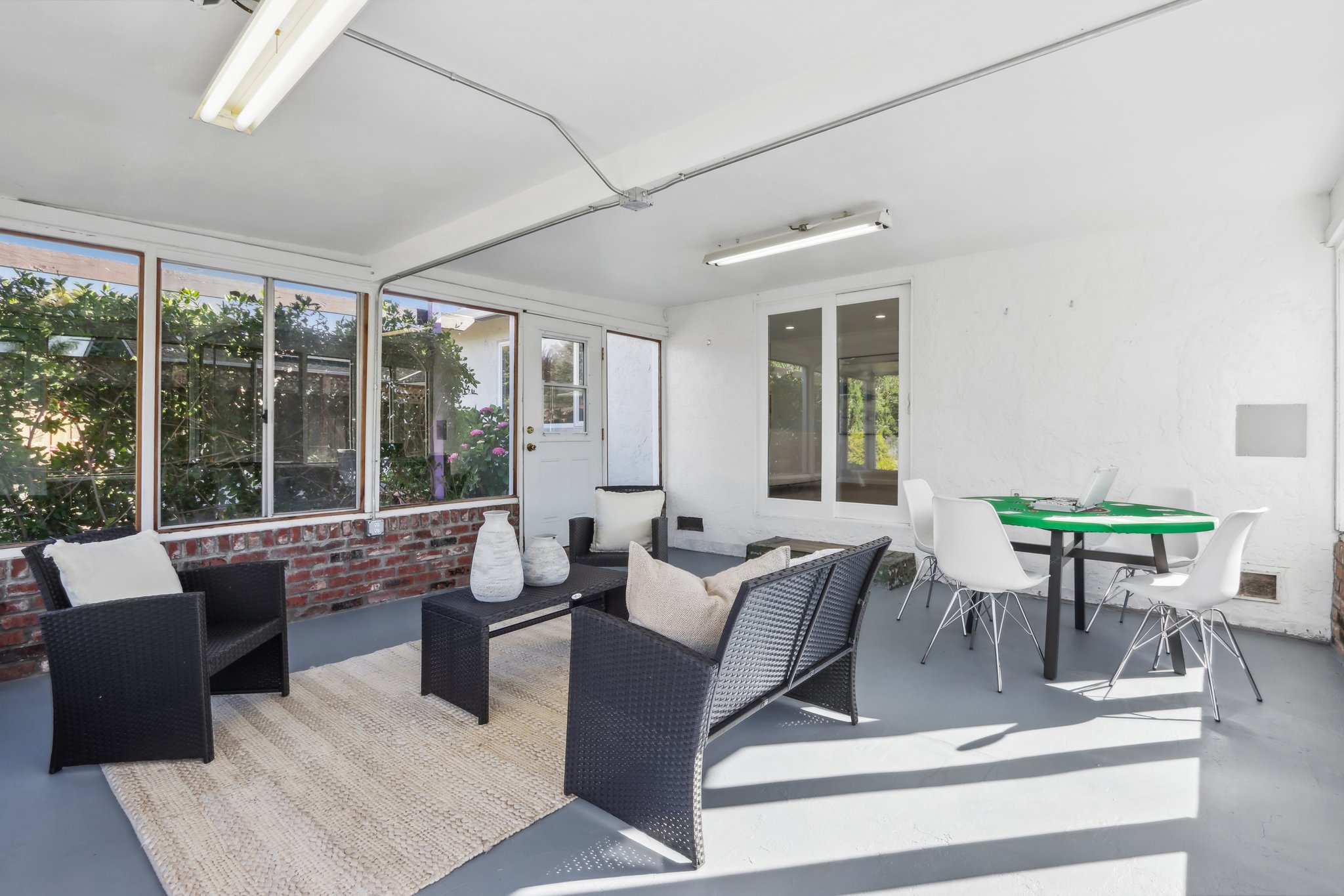 La Alameda Dr-041.jpg