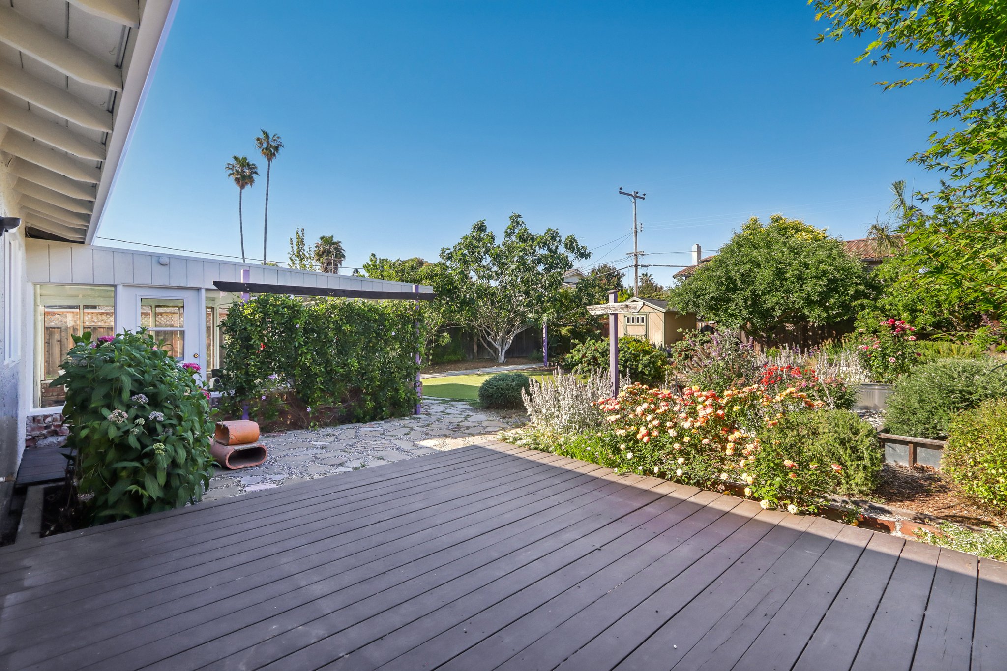 La Alameda Dr-043.jpg