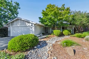 La Alameda Dr-003.jpg