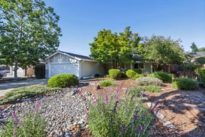 La Alameda Dr-006.jpg