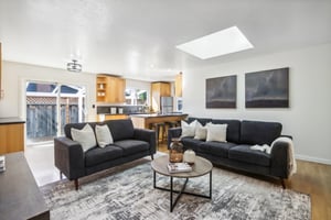 La Alameda Dr-025.jpg