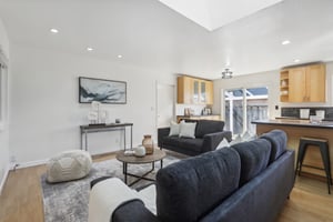 La Alameda Dr-027.jpg