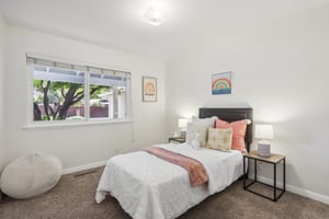 La Alameda Dr-028.jpg