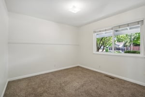 La Alameda Dr-030.jpg